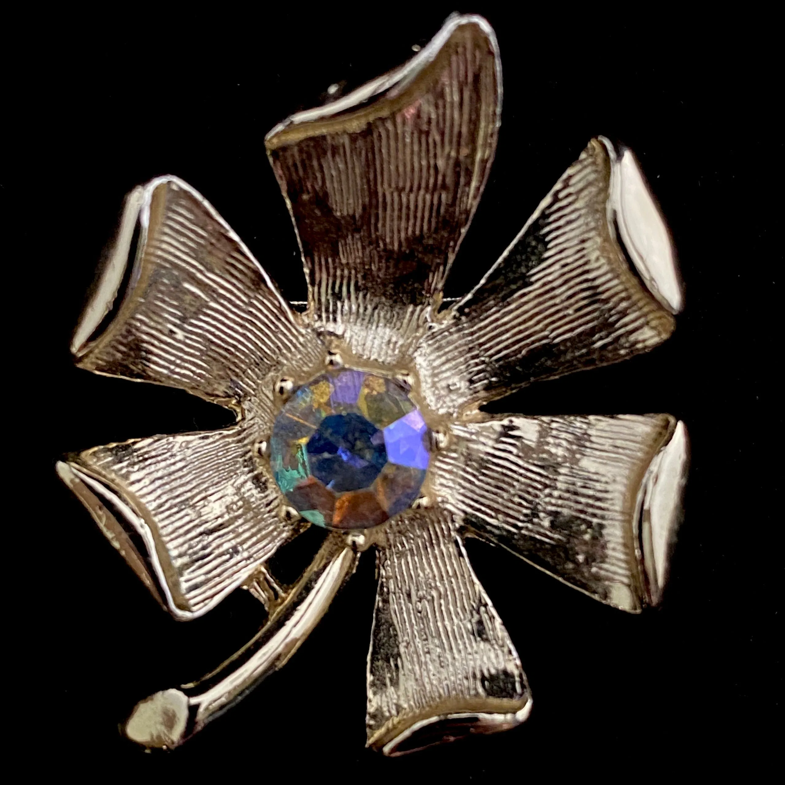 1960s Gerry’s Rhinestone Flower Brooch