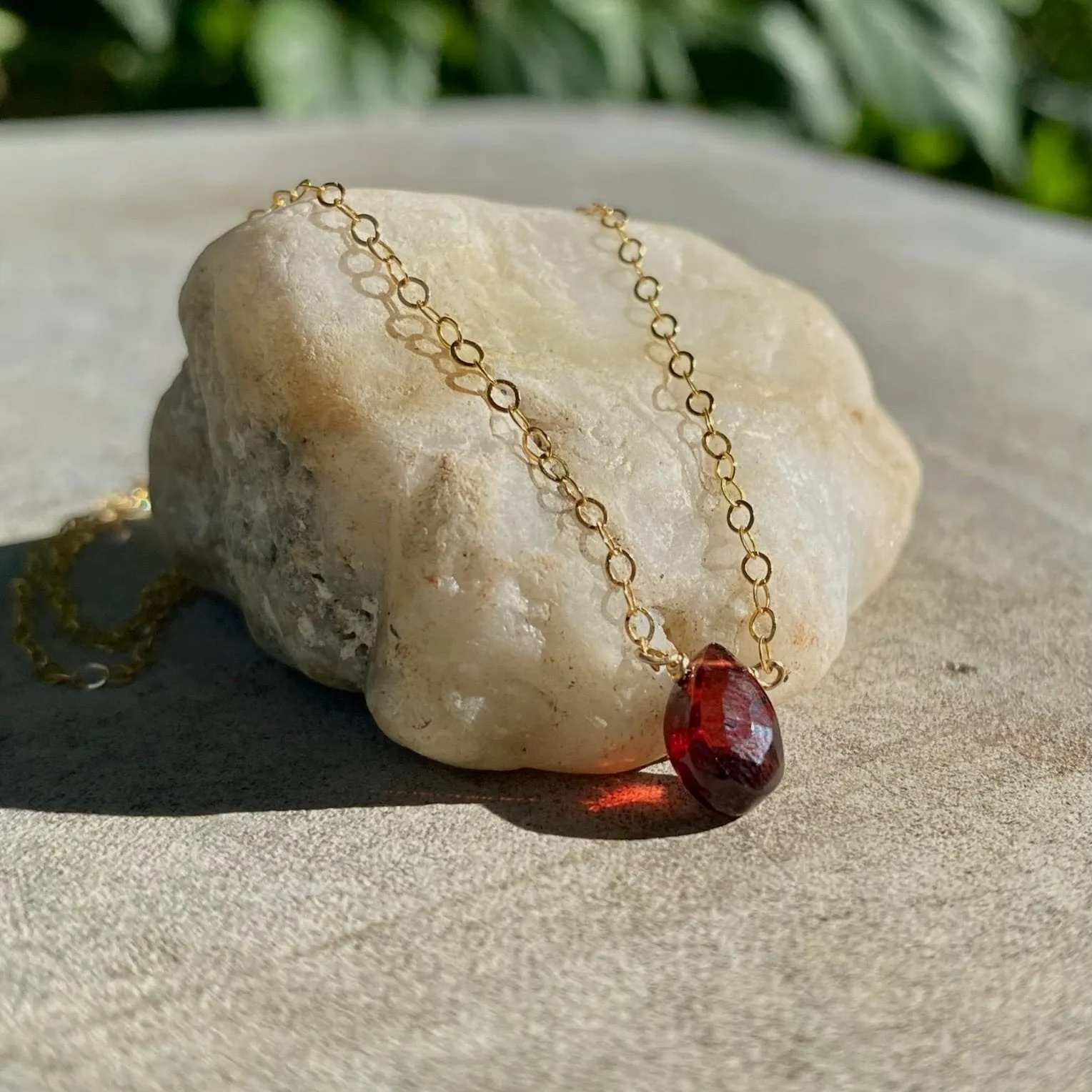 Gem Pendant Necklace (10mm) - Garnet