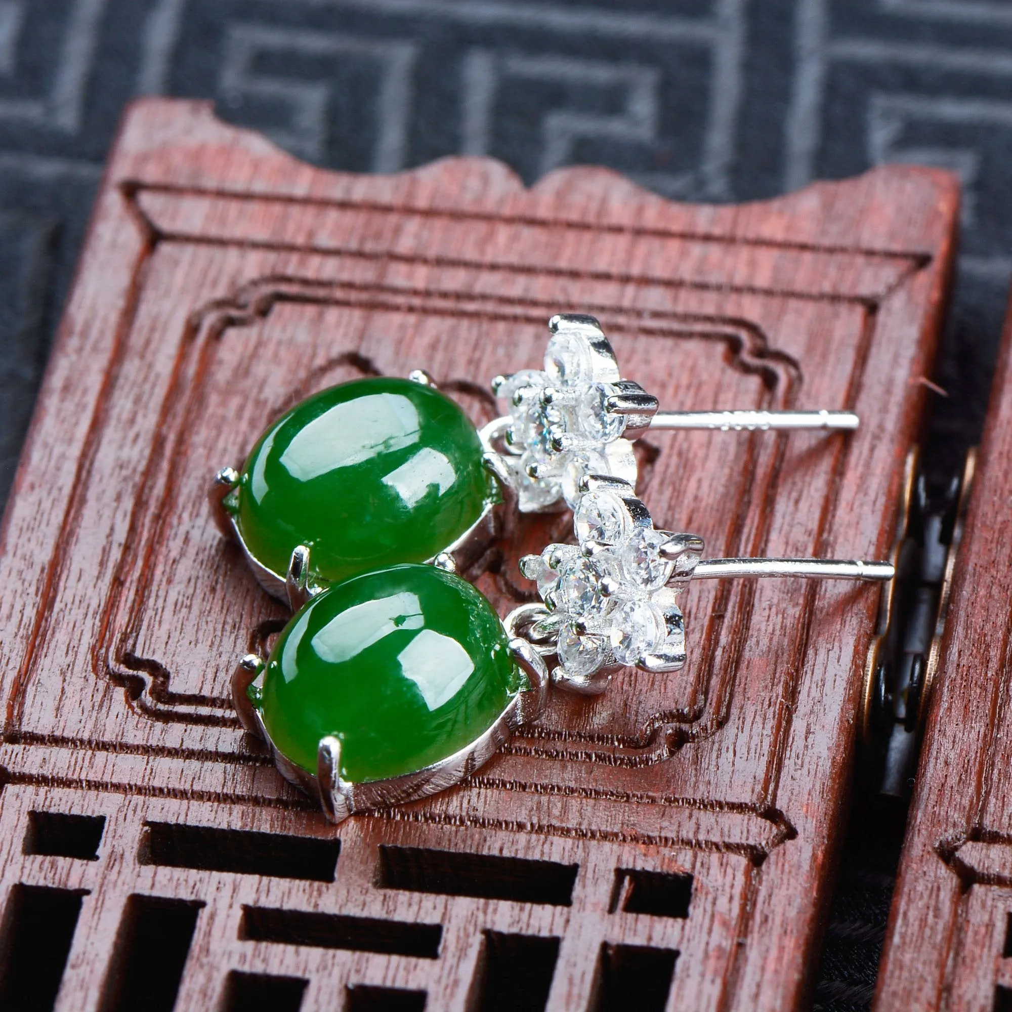 Natural Jade Earrings Nephrite Silver Earrings NE143