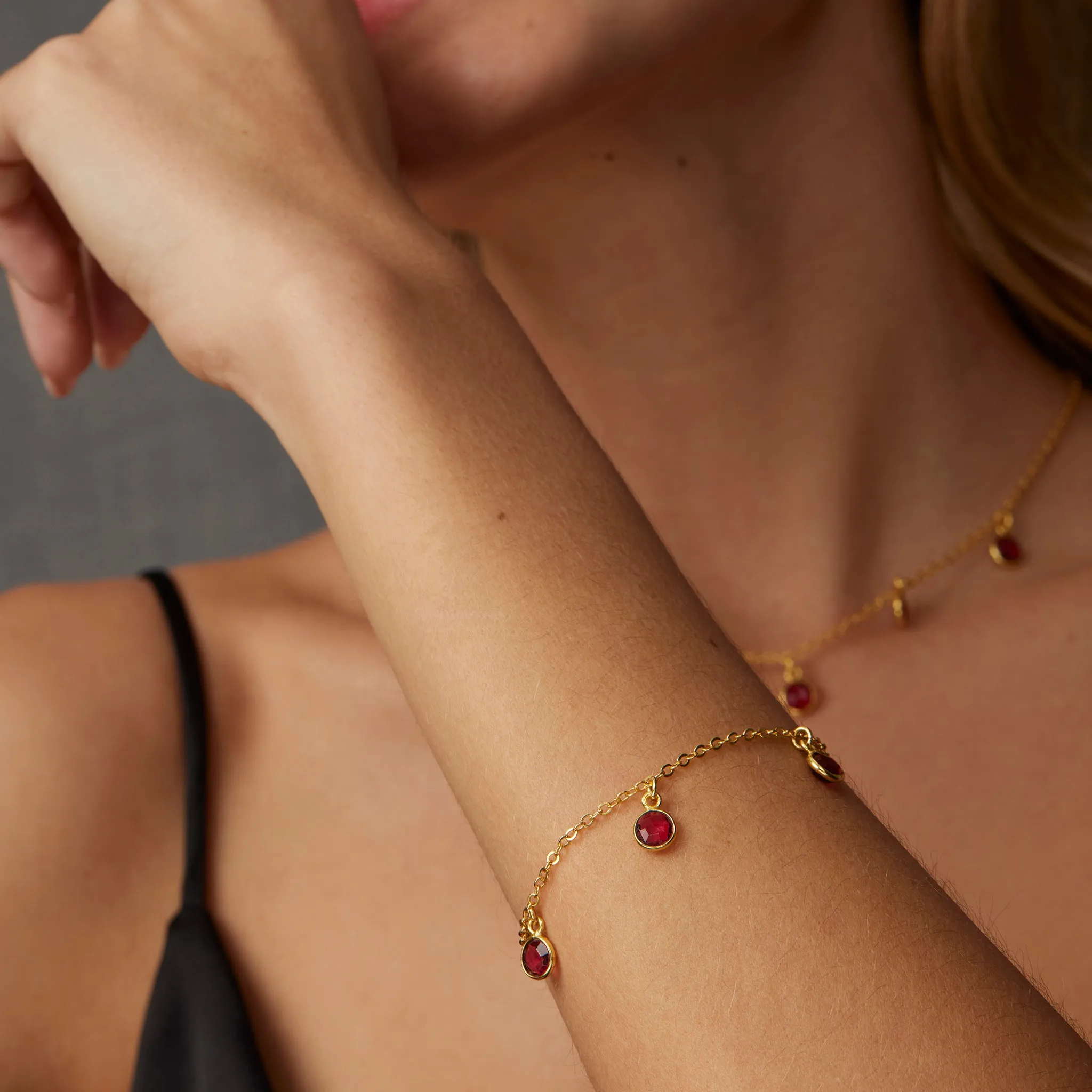 Orla Charm Bracelet Red