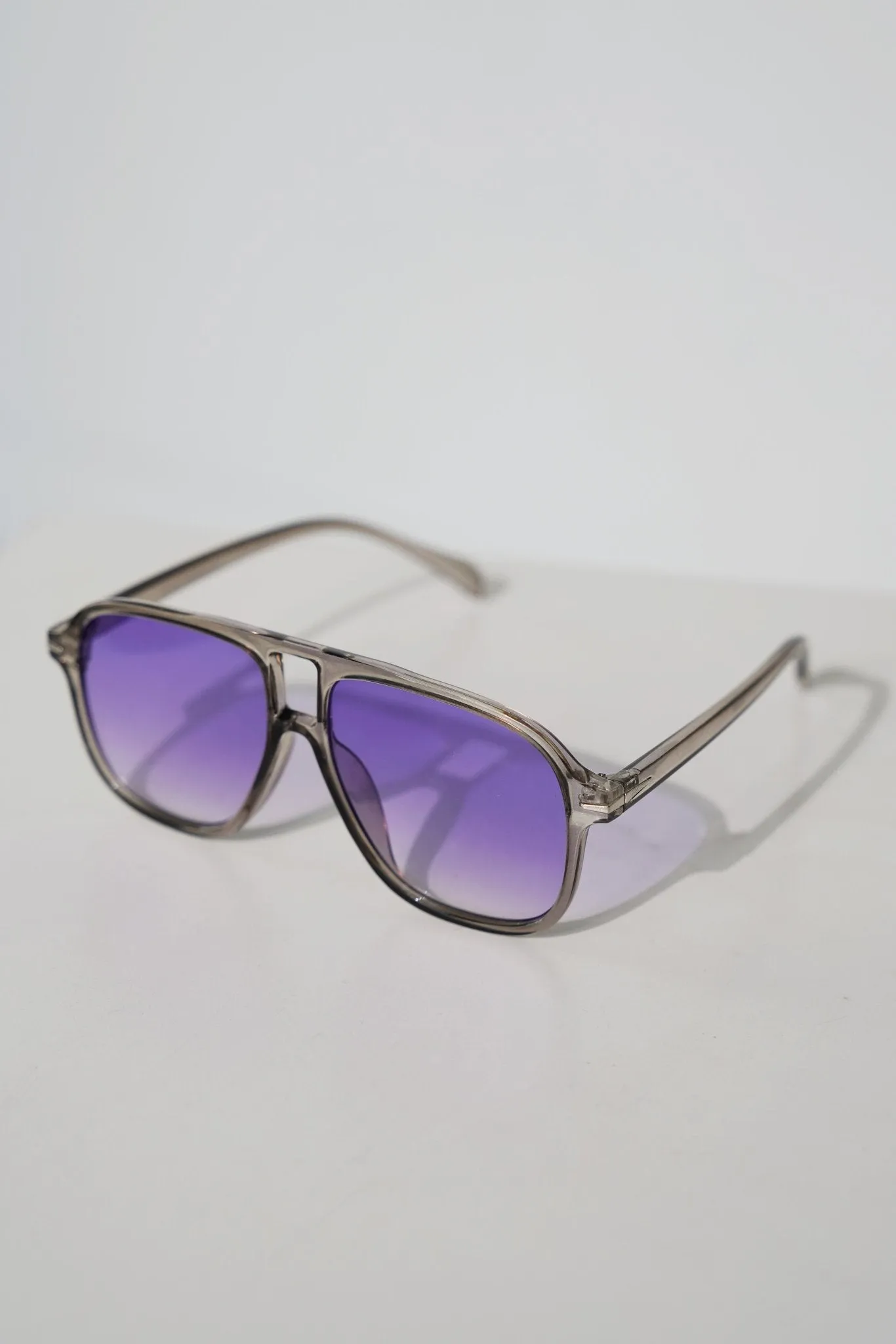 Oversized Retro Purple Tint Summer Sunglasses