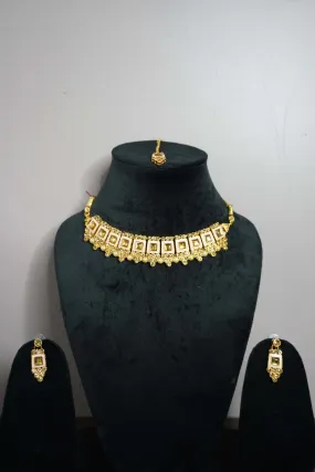 Pink Colour Kundan Necklace with Earring & Maang Tikka