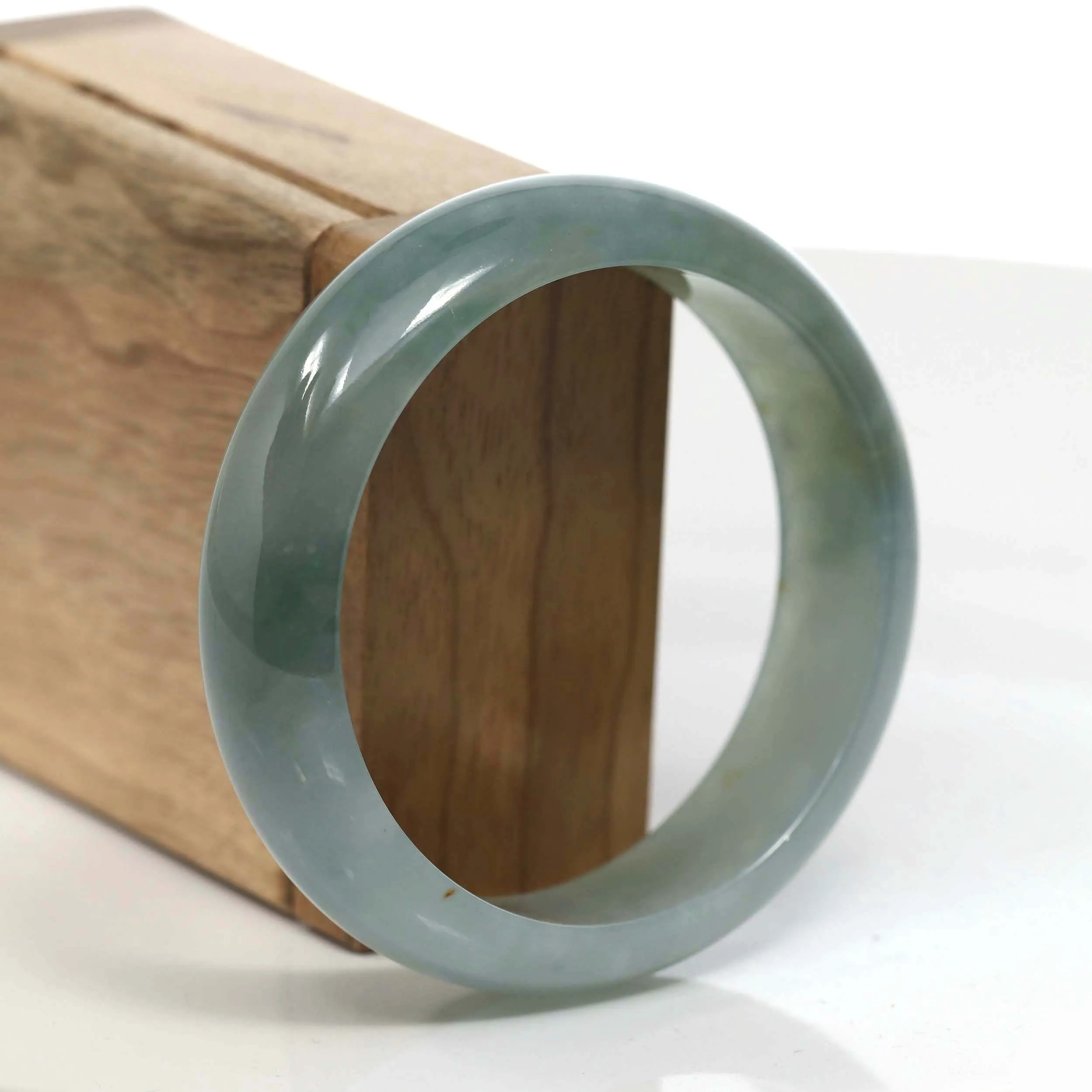 RealJade® Co. Burmese High-end Ice Oil-green Jade Jadeite Bangle Bracelet (59.56mm) ( Collectibles )T072