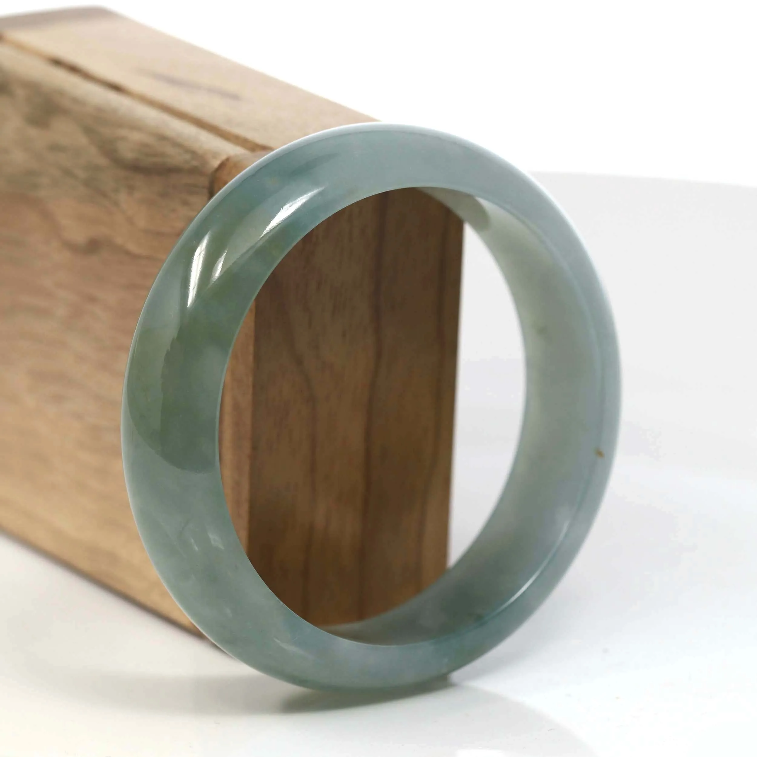 RealJade® Co. Burmese High-end Ice Oil-green Jade Jadeite Bangle Bracelet (59.56mm) ( Collectibles )T072
