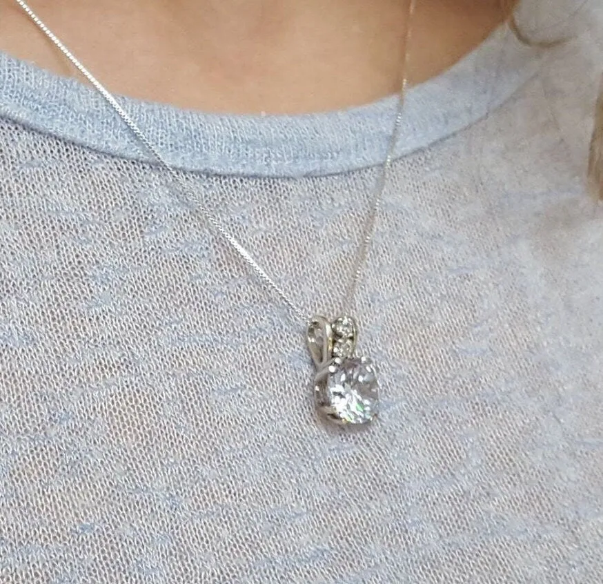 Silver Garnet Necklace - Round Red Pendant - Vintage Garnet Necklace
