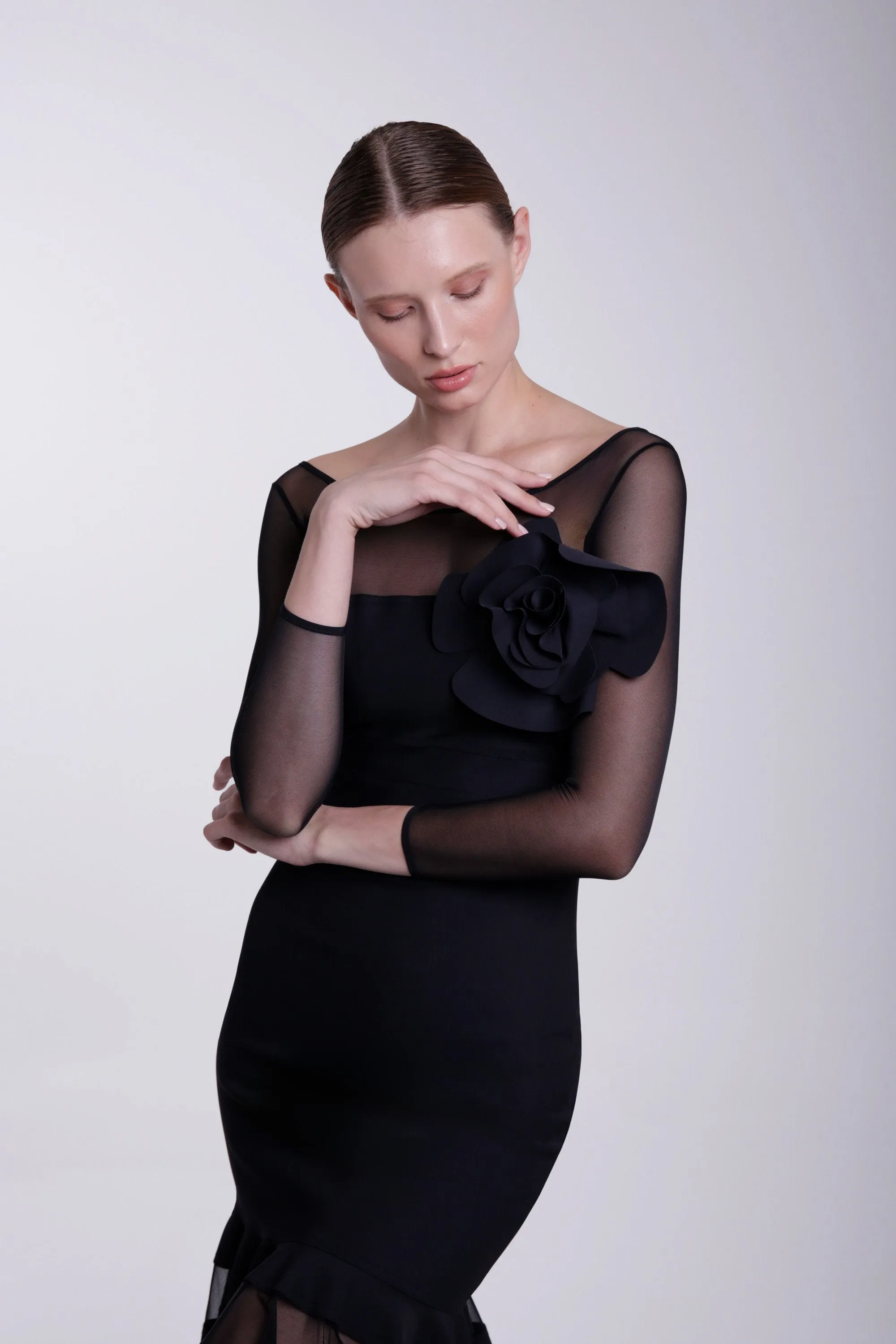 THE ROSE BROOCH