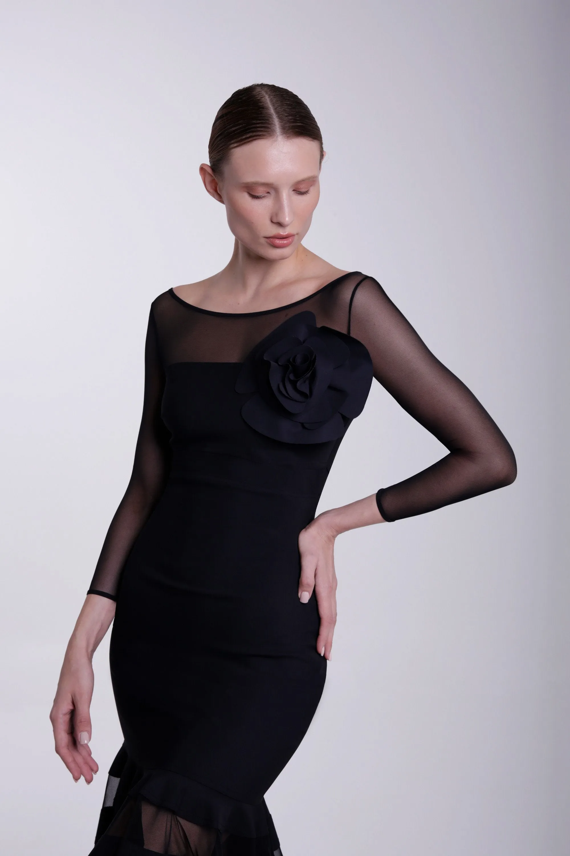 THE ROSE BROOCH