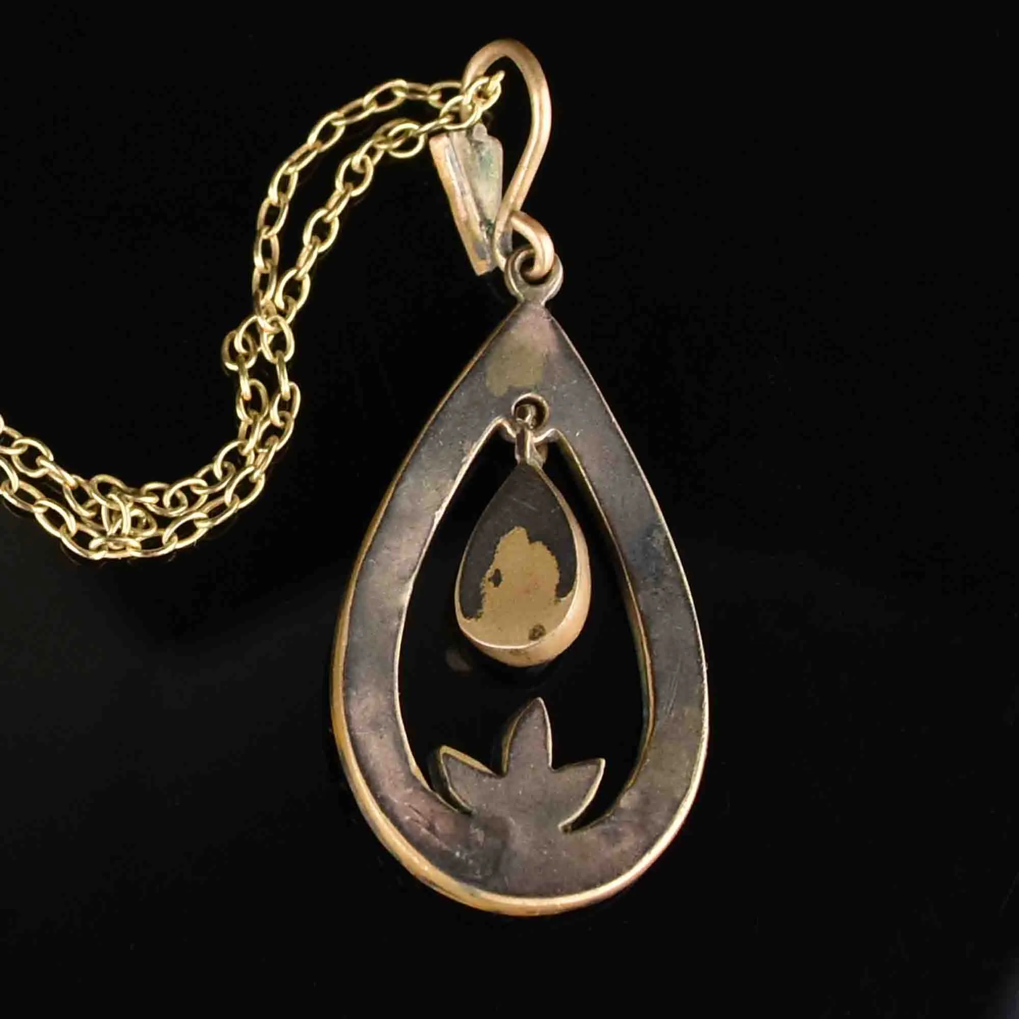 Vintage Teardrop Garnet Pendant Necklace